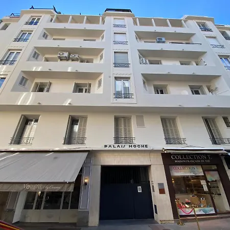Апартаменты Spacious One Bedroom - Great Location!