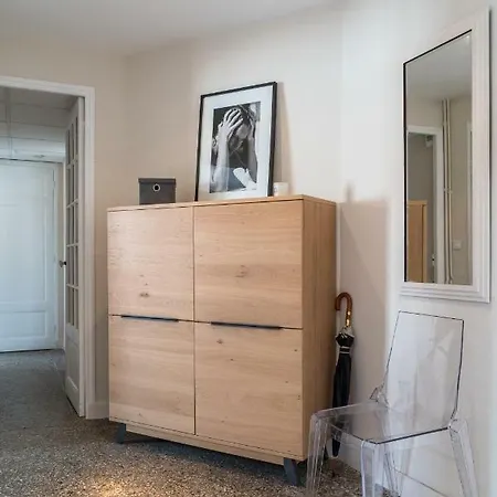 Spacious One Bedroom - Great Location!