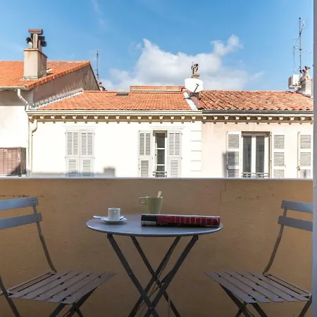 Spacious One Bedroom - Great Location! Lägenhet Cannes