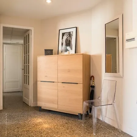 Spacious One Bedroom - Great Location!